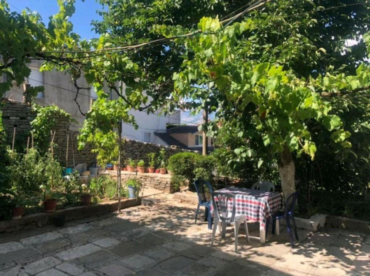 Miziriguesthouse Gjirokastër المظهر الخارجي الصورة